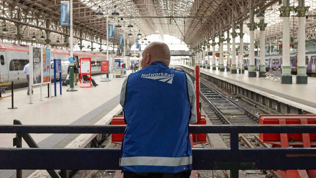 Major rail redundancy programme could spark strikes - Personnel Today