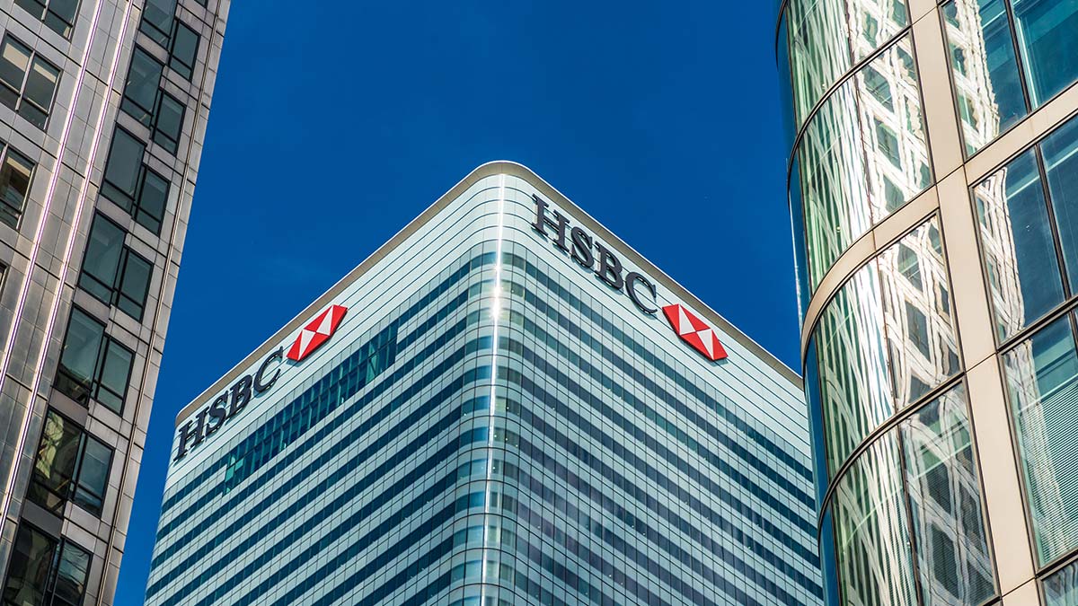 HSBC and Deloitte pull job offers to foreign graduates