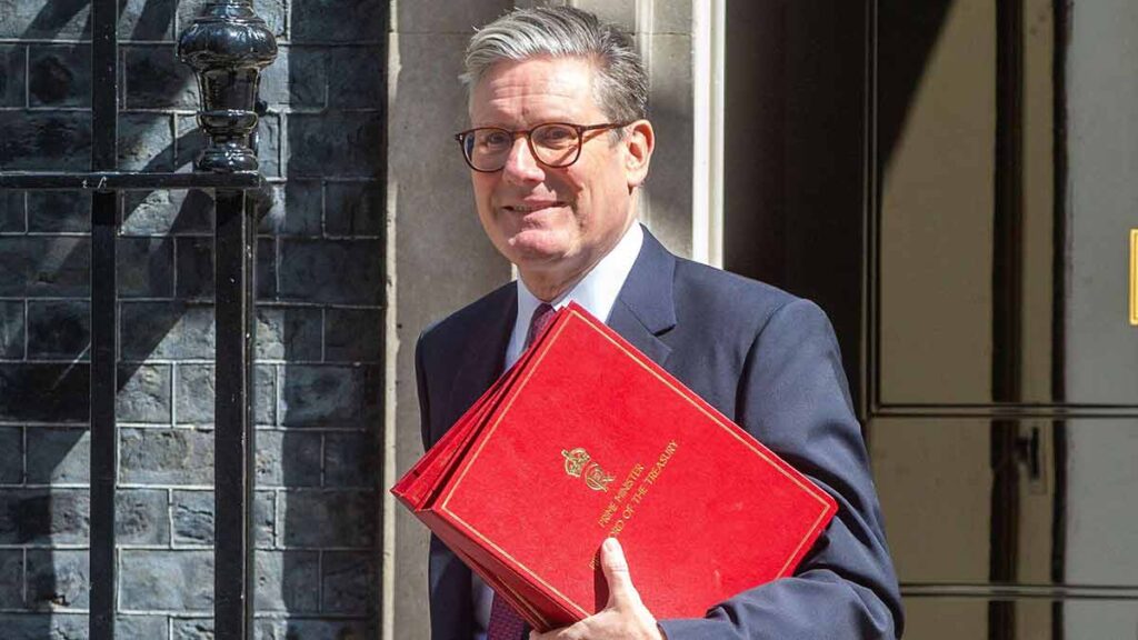 Employment Right Bill. Photo shows Sir Keir Starmer leaving 10 Downing Street.