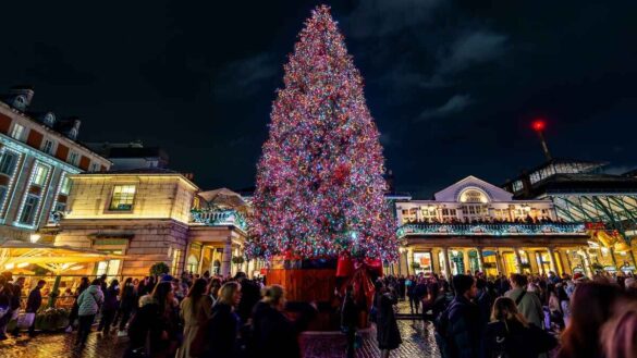 covent garden xmas tree