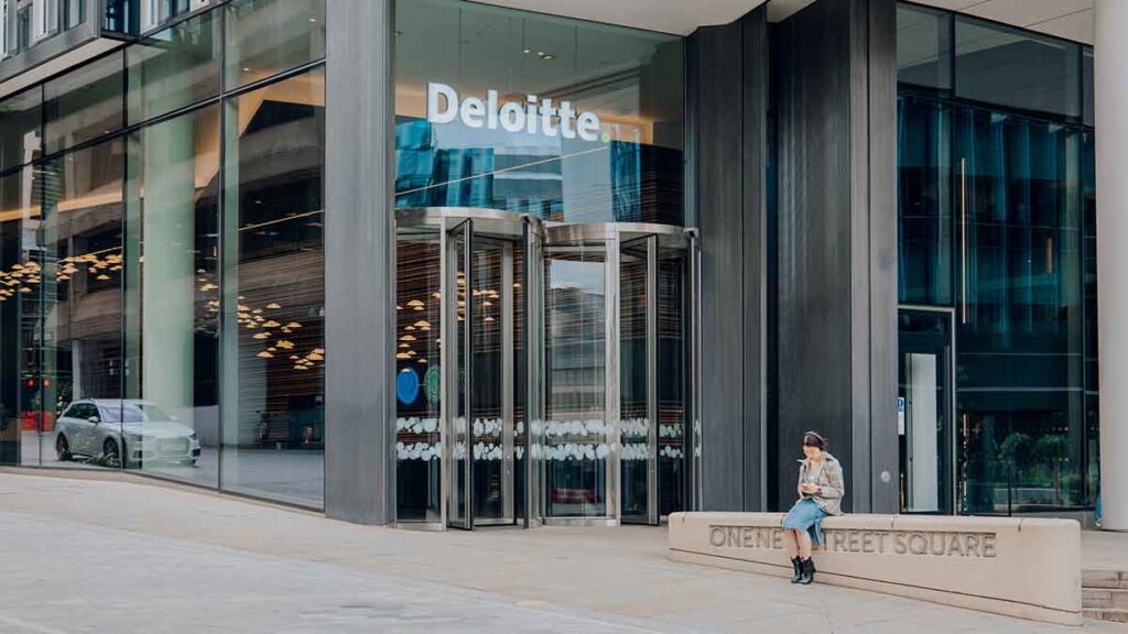 Deloitte equalises parental leave