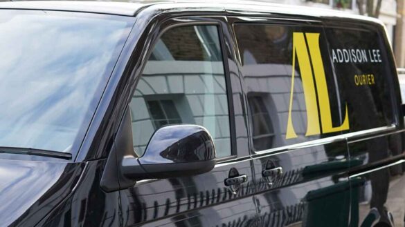 Addison Lee van